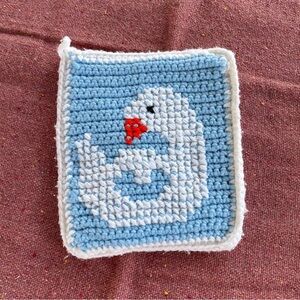 ♦️5/$15♦️Handmade | Vintage Yarn Knit Crochet Baby Blue Goose Pot Holder Hot Pad